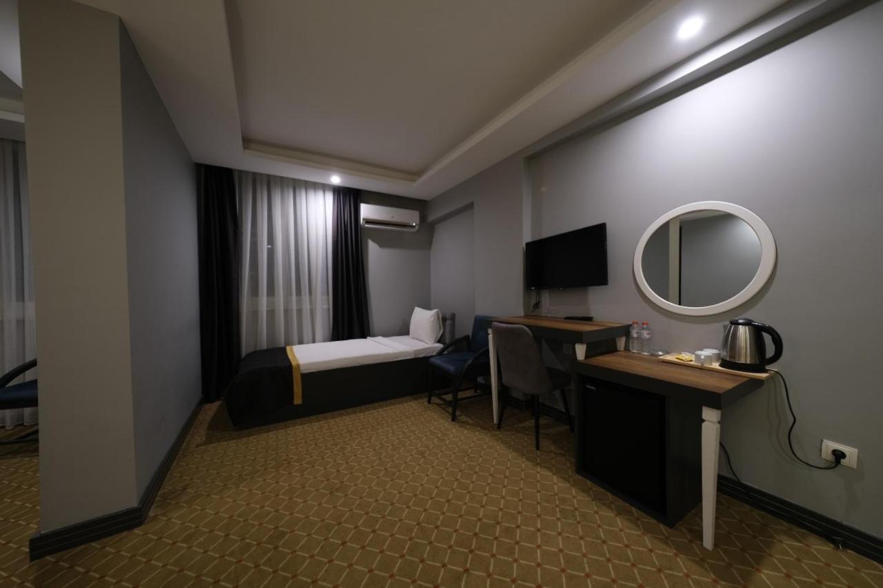 Eniza Hotel Mersin  Exterior photo