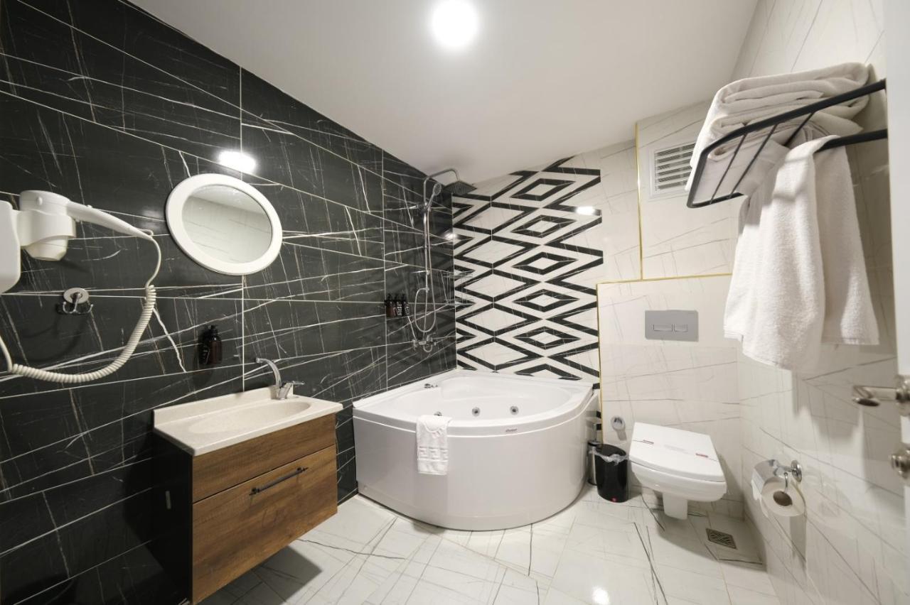 Eniza Hotel Mersin  Exterior photo